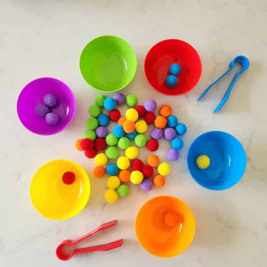 Colour Sorting Bowls and Tweezers