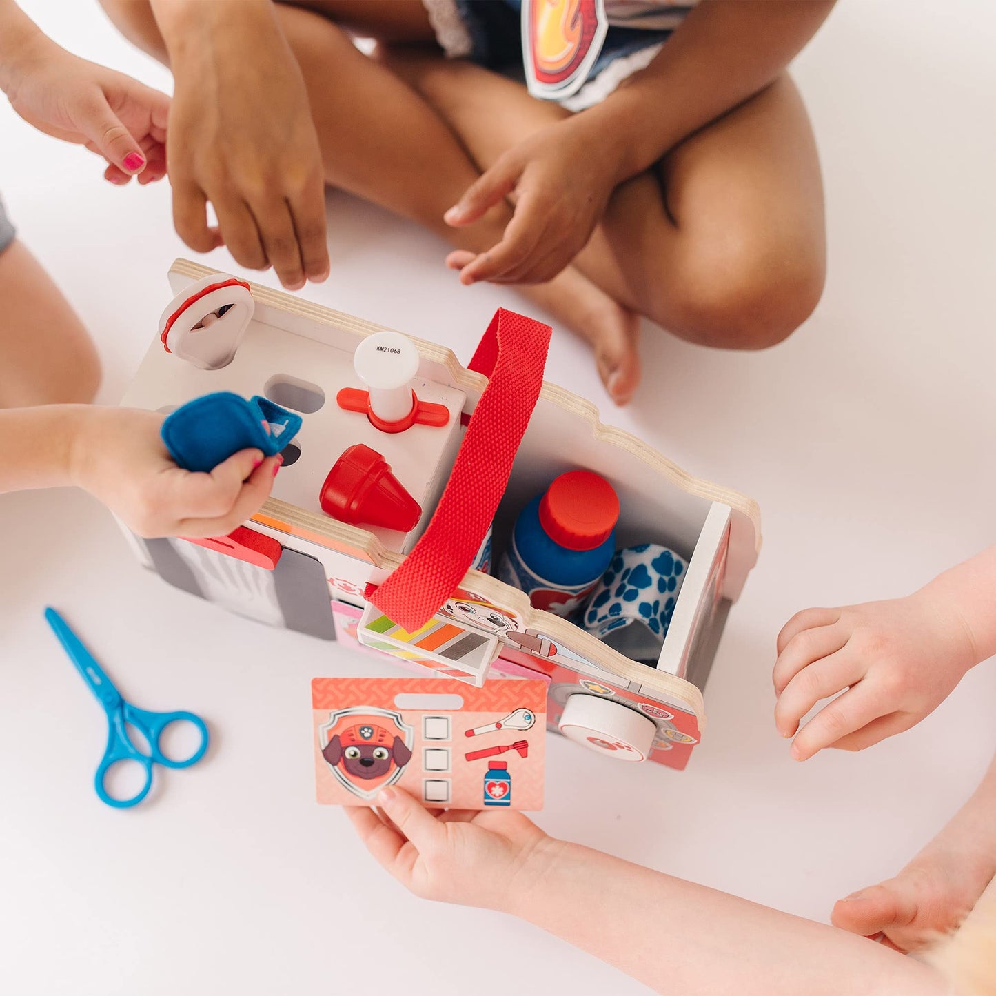 Melissa & Doug Paw Patrol Marshall's Wooden Rescue Caddy