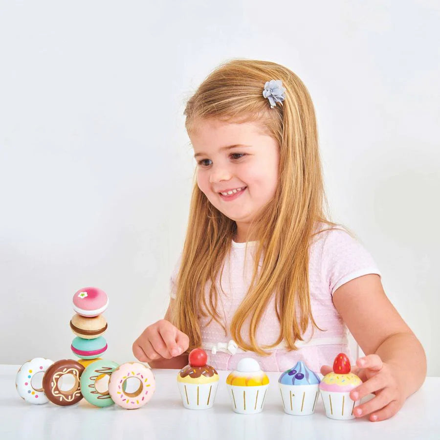 Le Toy Van Cupcake Play Food Set