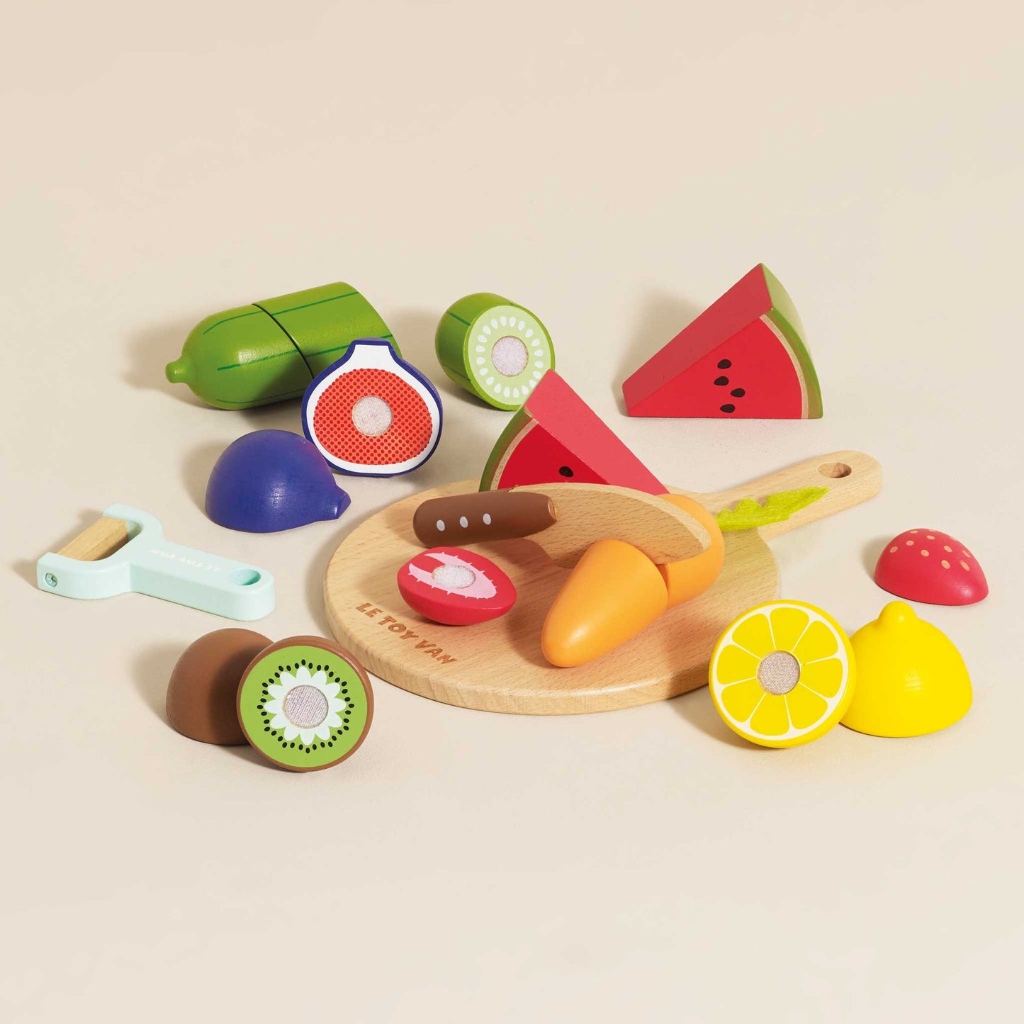 Le Toy Van Play Food Chopping Board