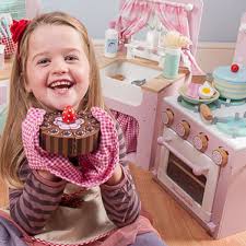 Le Toy Van Chocolate Cake