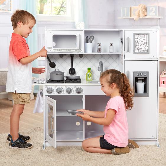 Melissa & Doug Chef’s Kitchen – Cloud (COLLECTION ONLY)