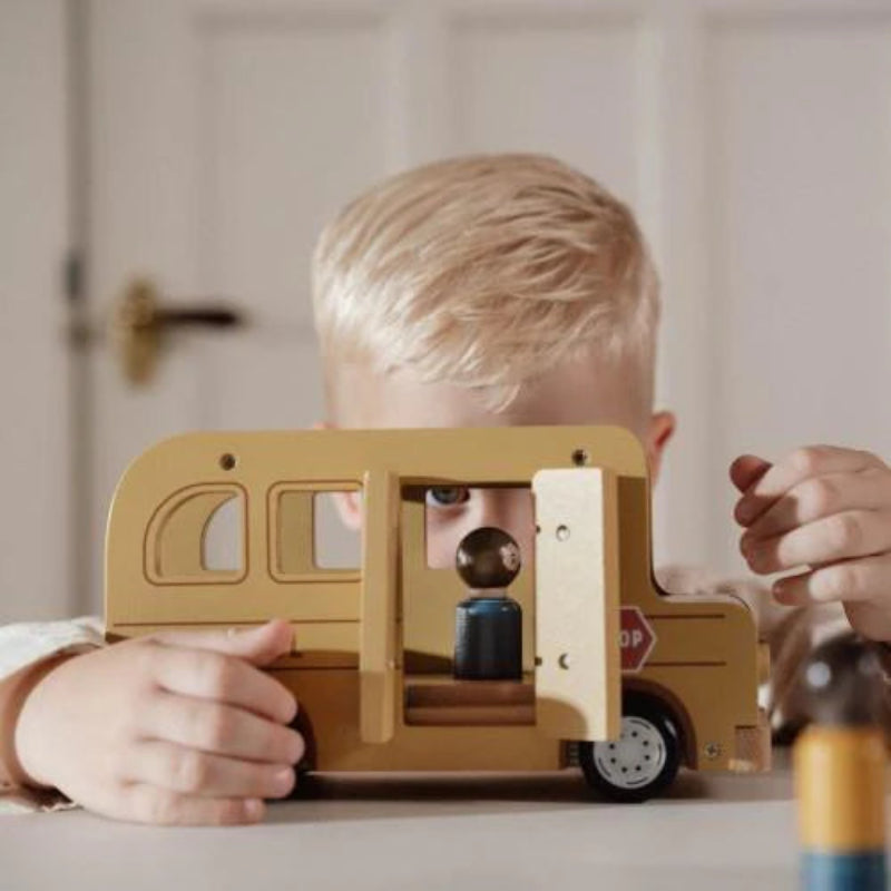 Little Dutch School Bus With Figurines