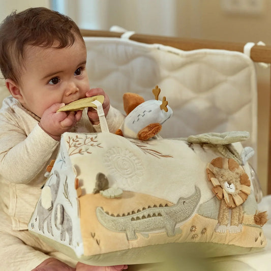 Little Dutch Soft Activity Triangle Safari Friends