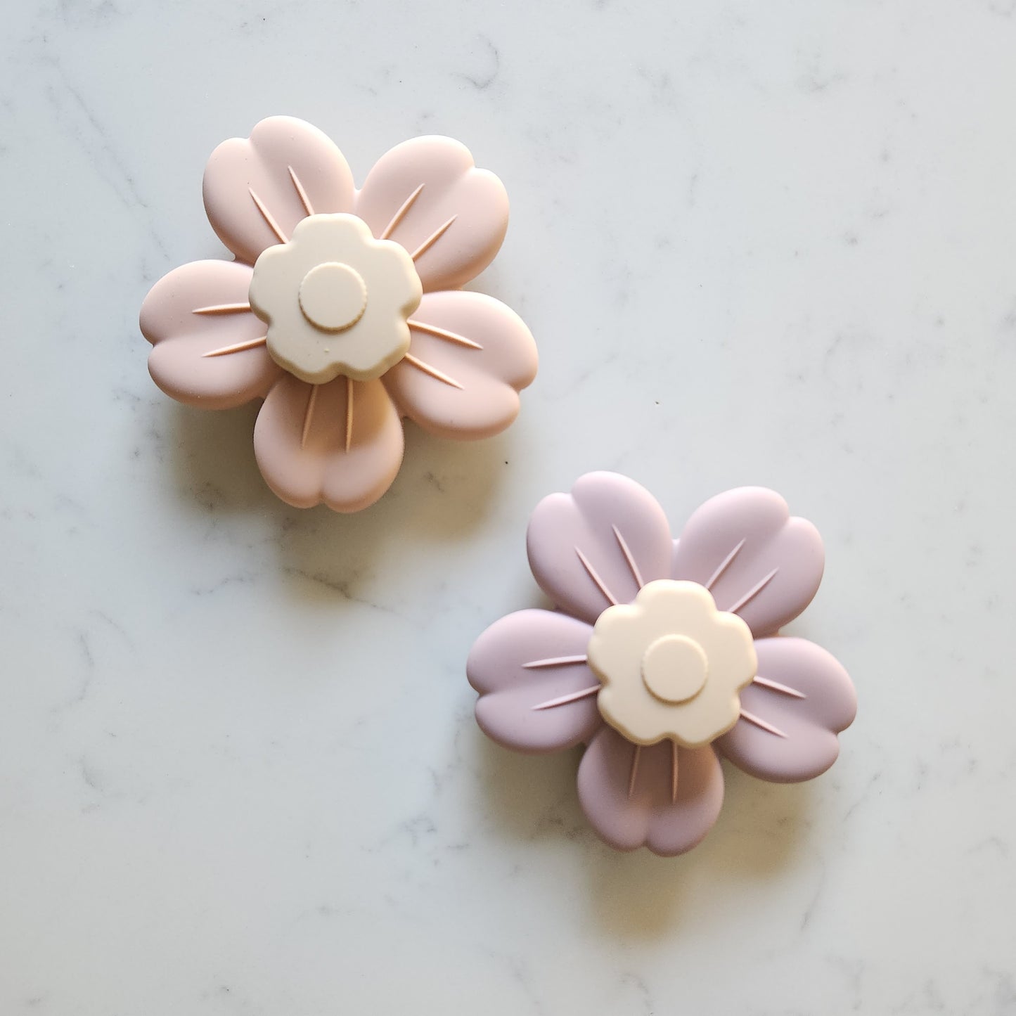 Flower Spinners - Various Colours