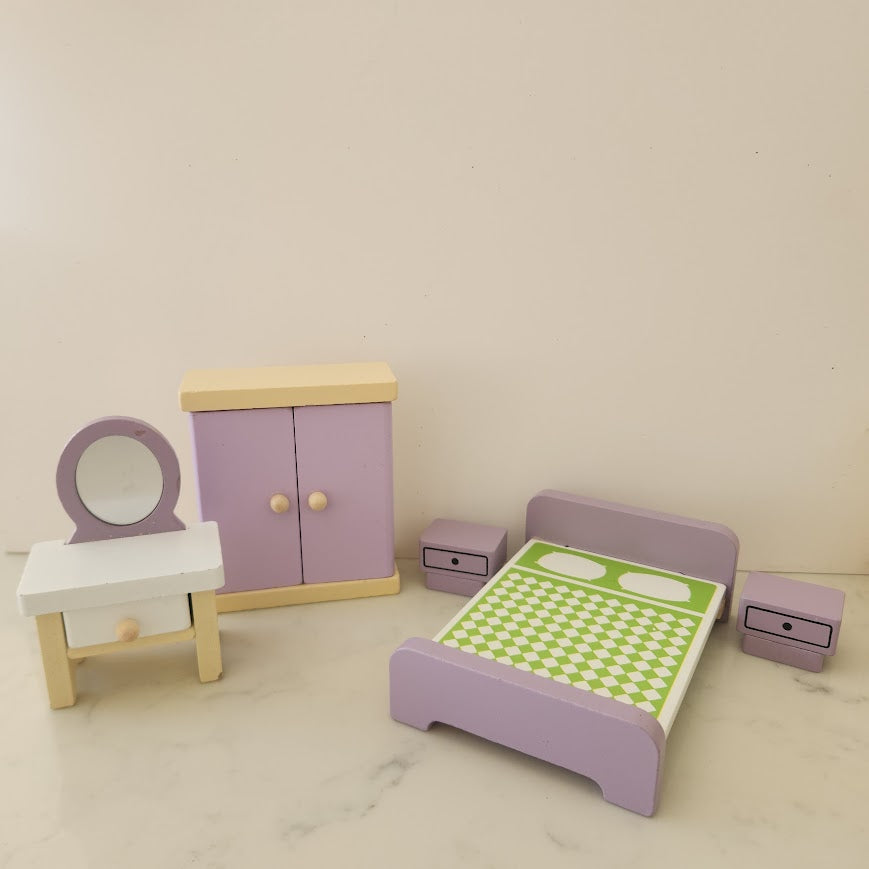 Play House Dolls House Furniture