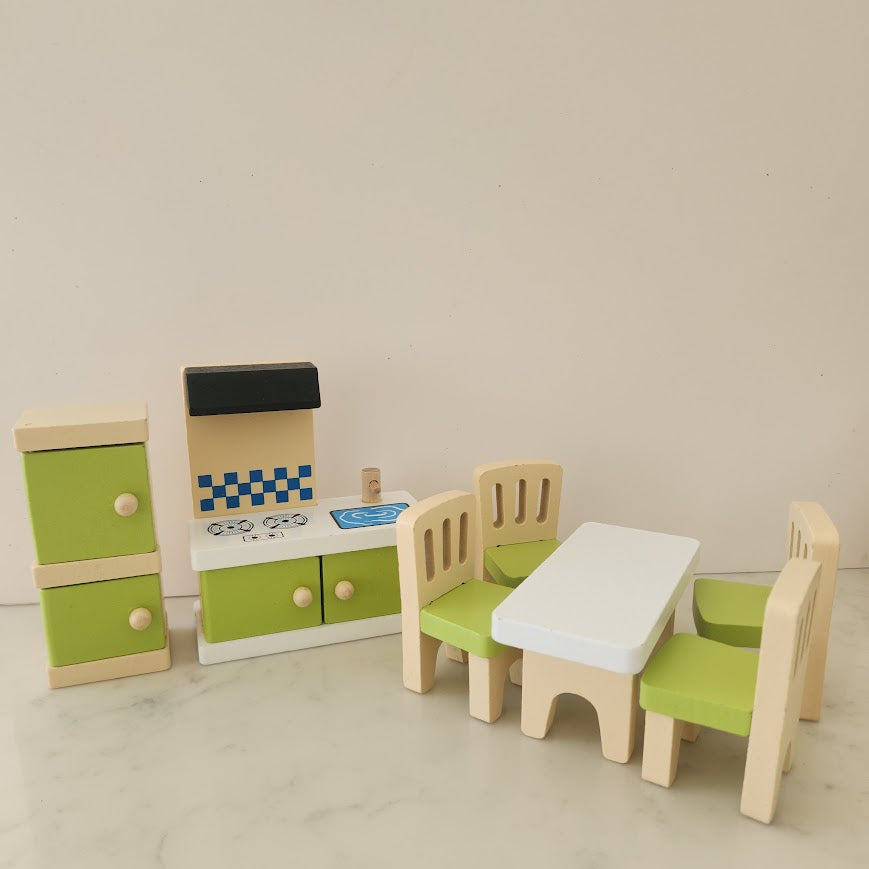Play House Dolls House Furniture