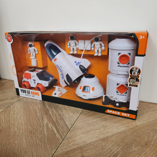 Large Space Set