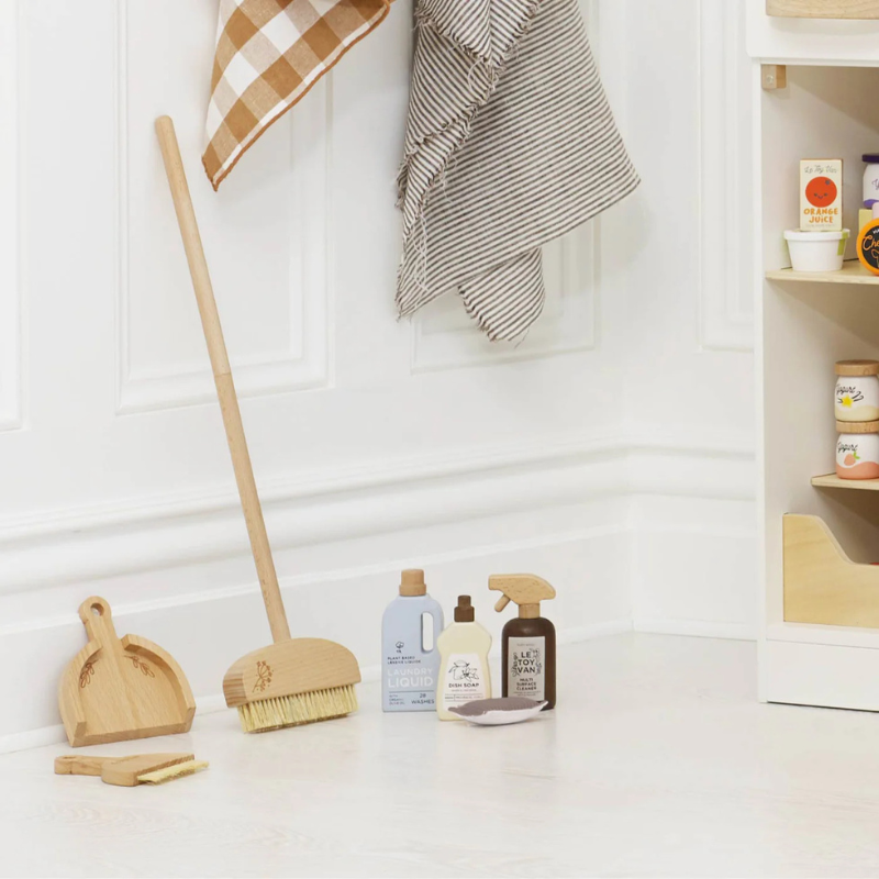 Le Toy Van Wooden Cleaning Set