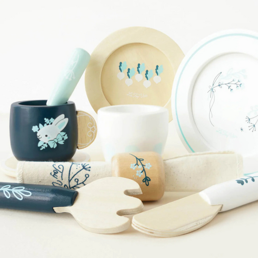 Le Toy Van Wooden Cutlery & Dinner Set