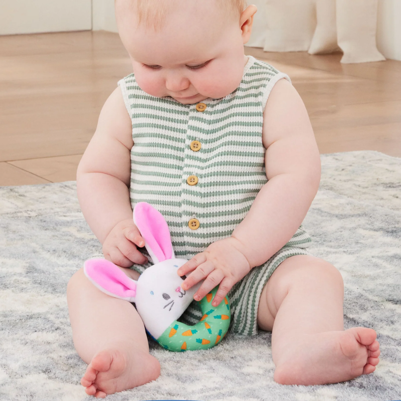 Melissa & Doug Ms Rachel Hop Little Bunnies Soft Rattle