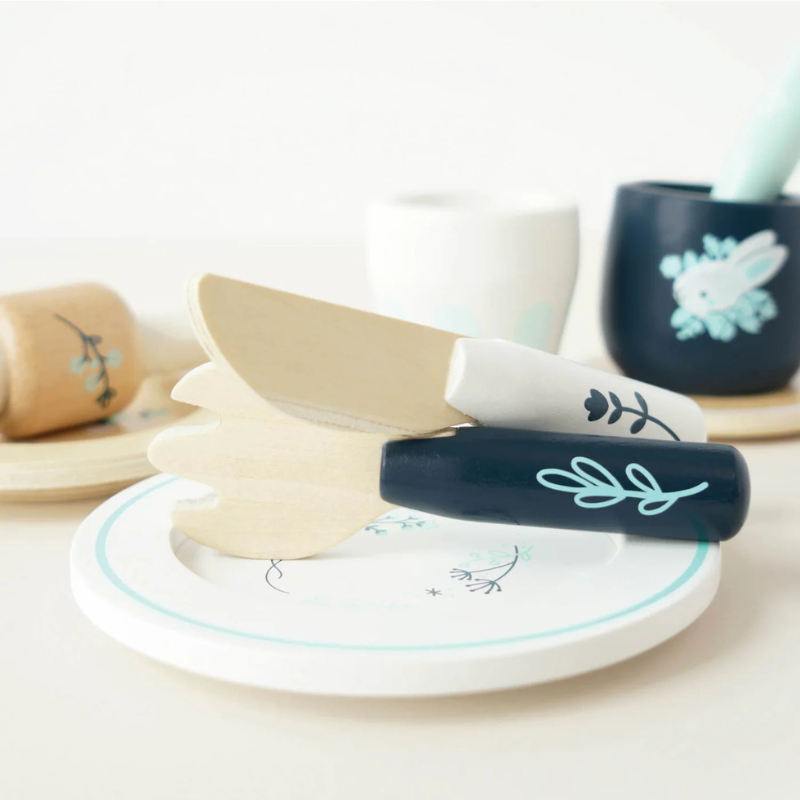 Le Toy Van Wooden Cutlery & Dinner Set