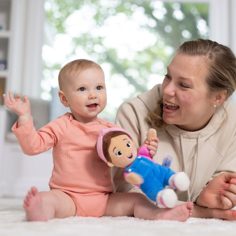 Melissa & Doug Ms Rachel Cuddle & Comfort Doll