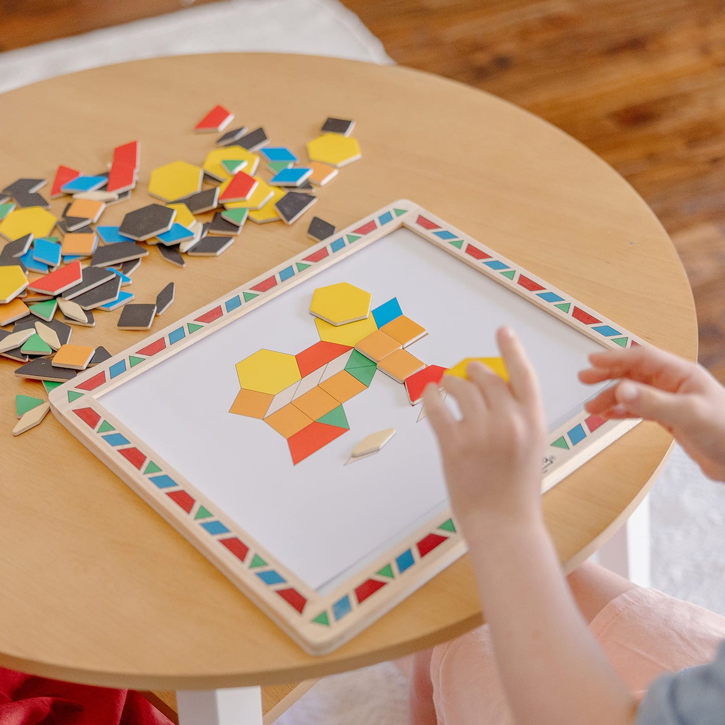Melissa & Doug Magnetic Pattern Block