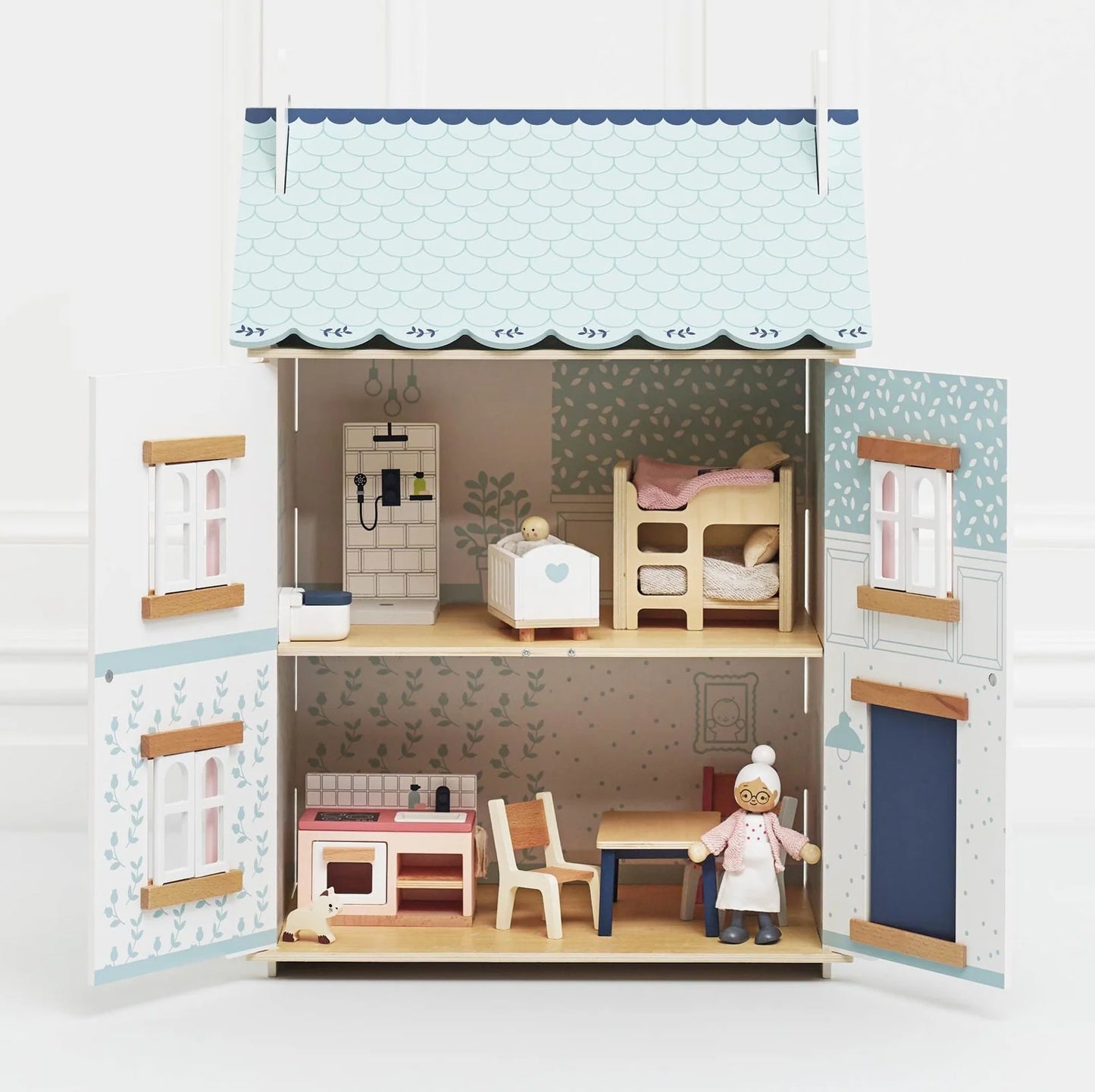 Le Toy Van Bluebelle Wooden Dolls House