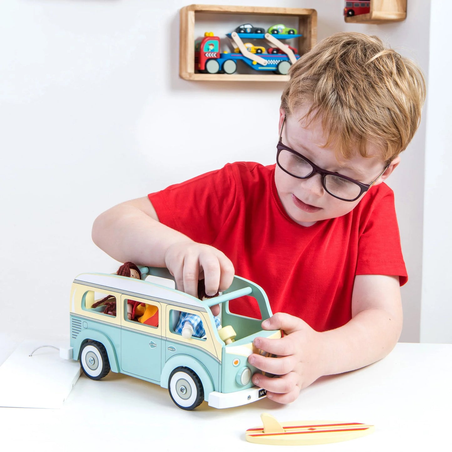 Le Toy Van Holiday Camper Van