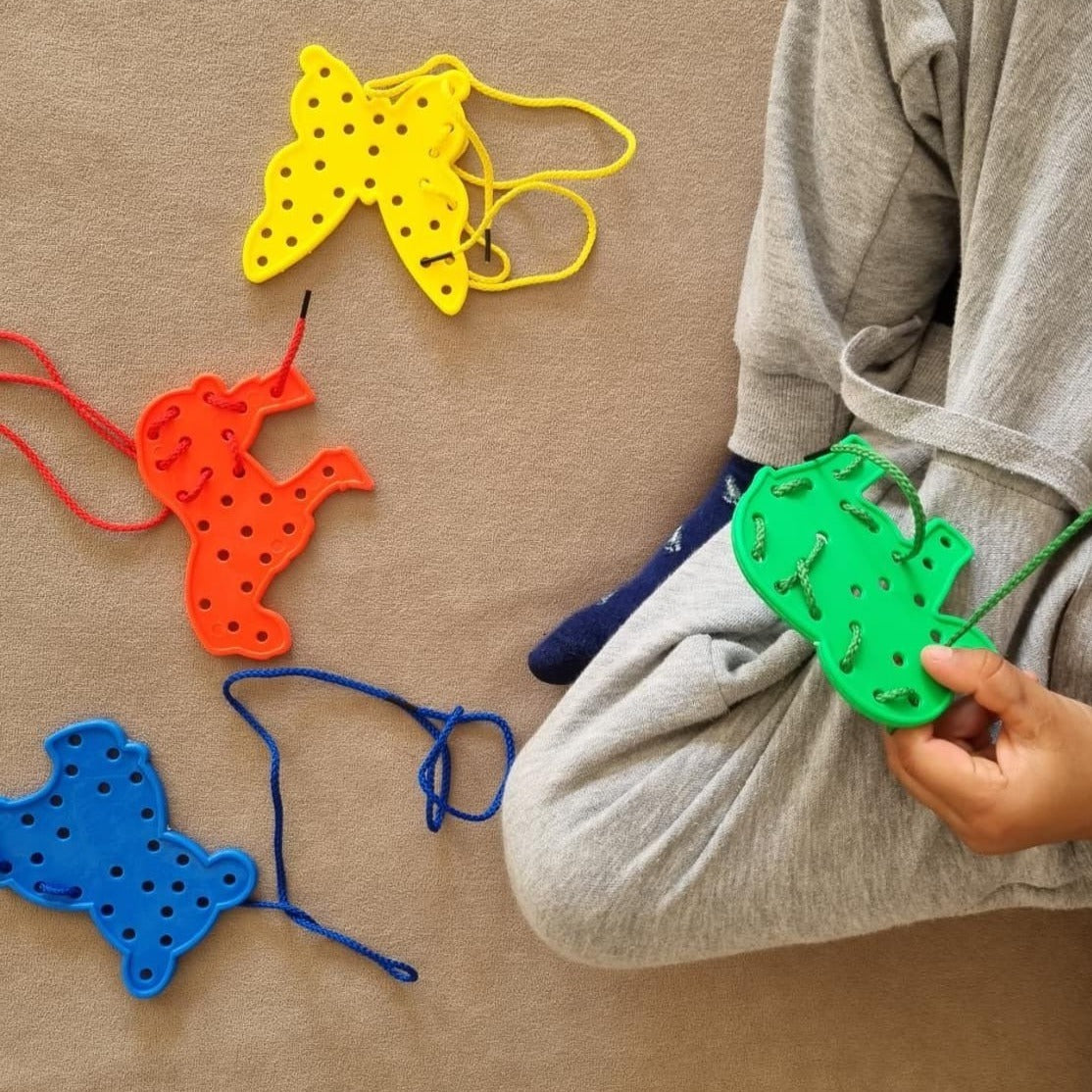 Plastic Threading Animals