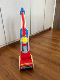Melissa & Doug Vacuum